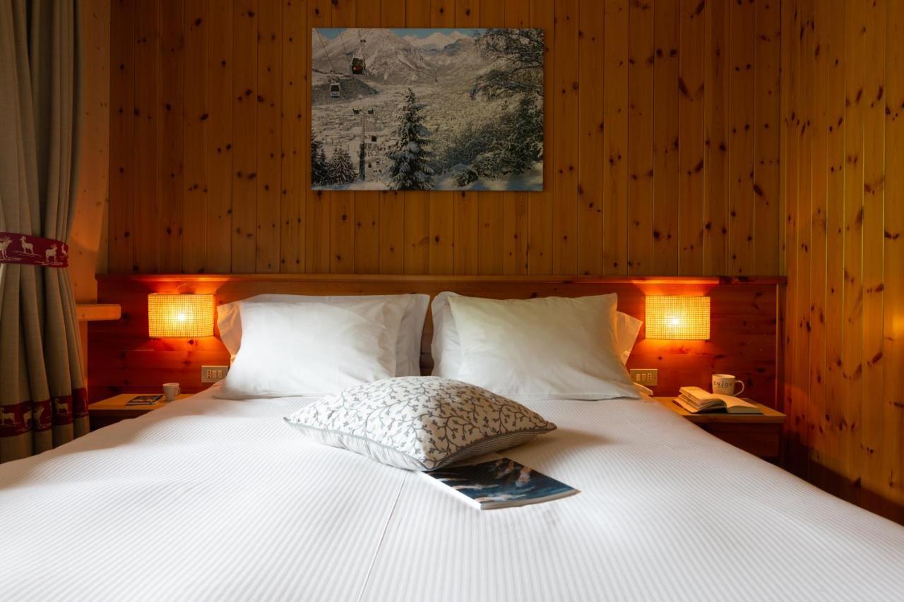 Hotel Funivia ボルミオ エクステリア 写真